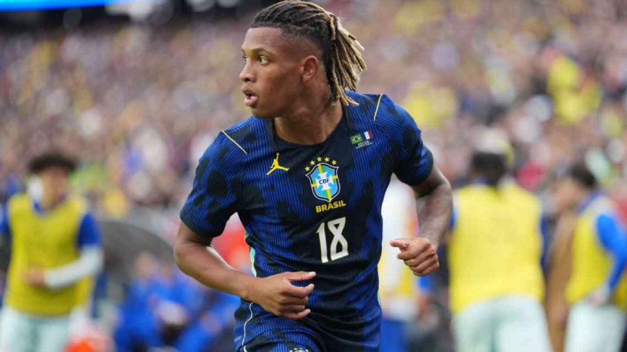 Ibañez revela o que ouviu de Ancelotti e admite medo de ficar fora da Copa